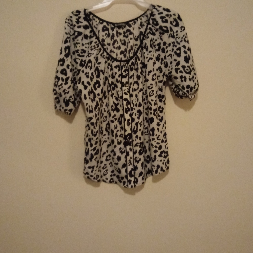 Women's blouse
